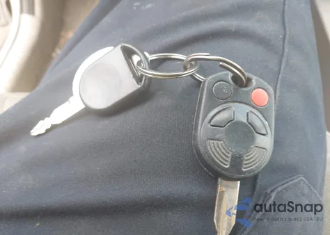 2010 Ford Escape Xlt z USA, uszkodzony, nr VIN 1FMCU0D7XAKD34093